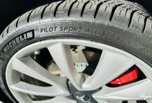 Tesla Model 3 Performance 轮胎换新